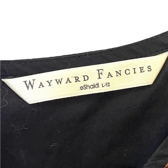 Beautifully embroidered babydoll/peplum blouse - Picture 7 of 7